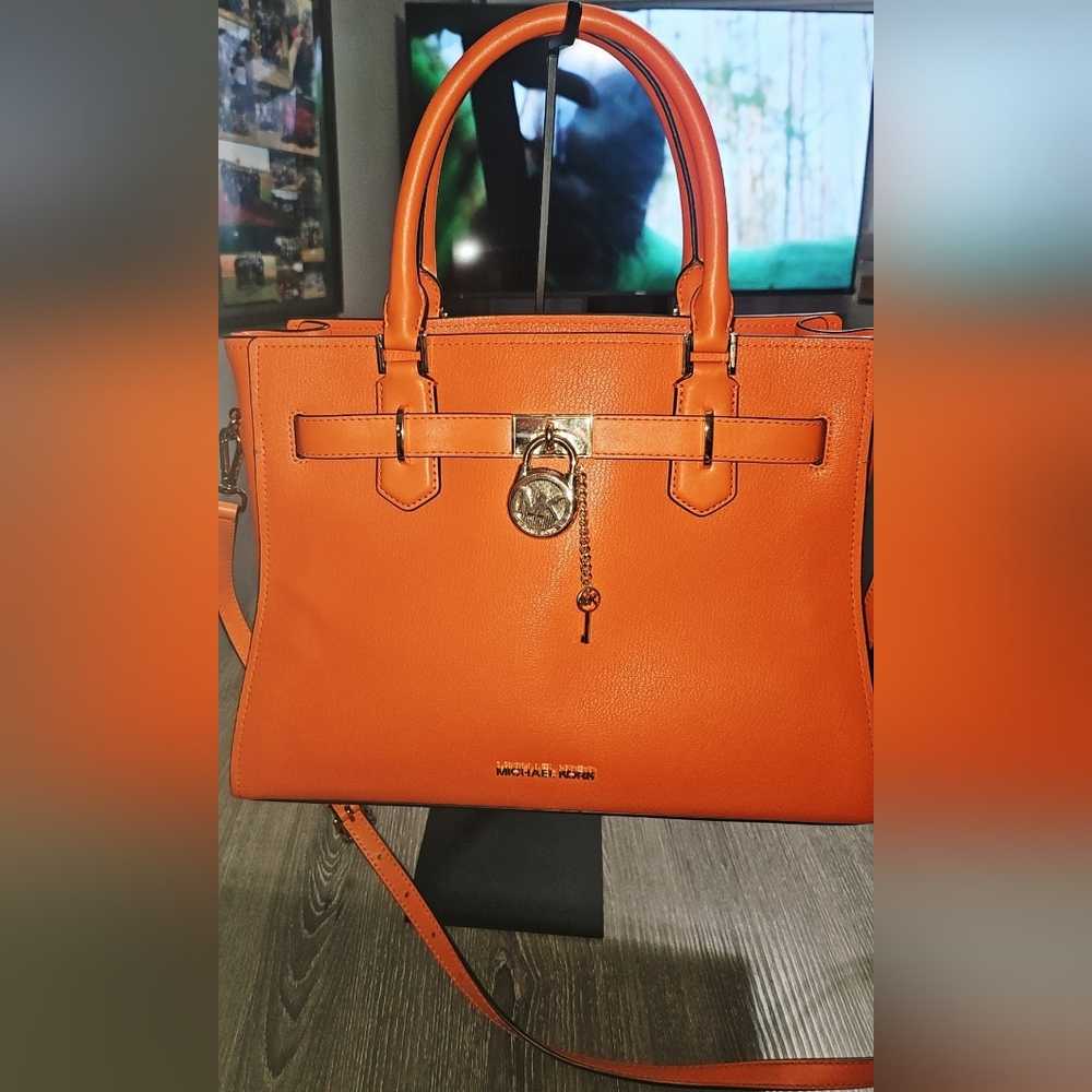 NWOT Authentic Michael Kors Hamilton Medium Satchel in Poppy Orange - Picture 2 of 15